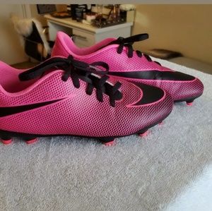 nike bravata football shoes
